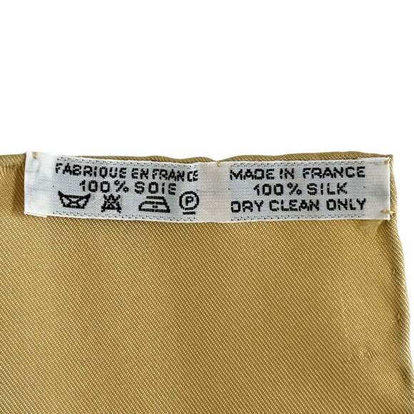 HERMES Authentic Cream Silk Scarf - Picture 4 of 5